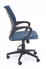 Sedia da ufficio blu con ruote e braccioli