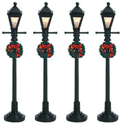 Lemax Set 4 Gas Lantern Street Lamp 4.5V - Set di 4 lampade da strada a gas da 4,5V. per villaggio di Natale